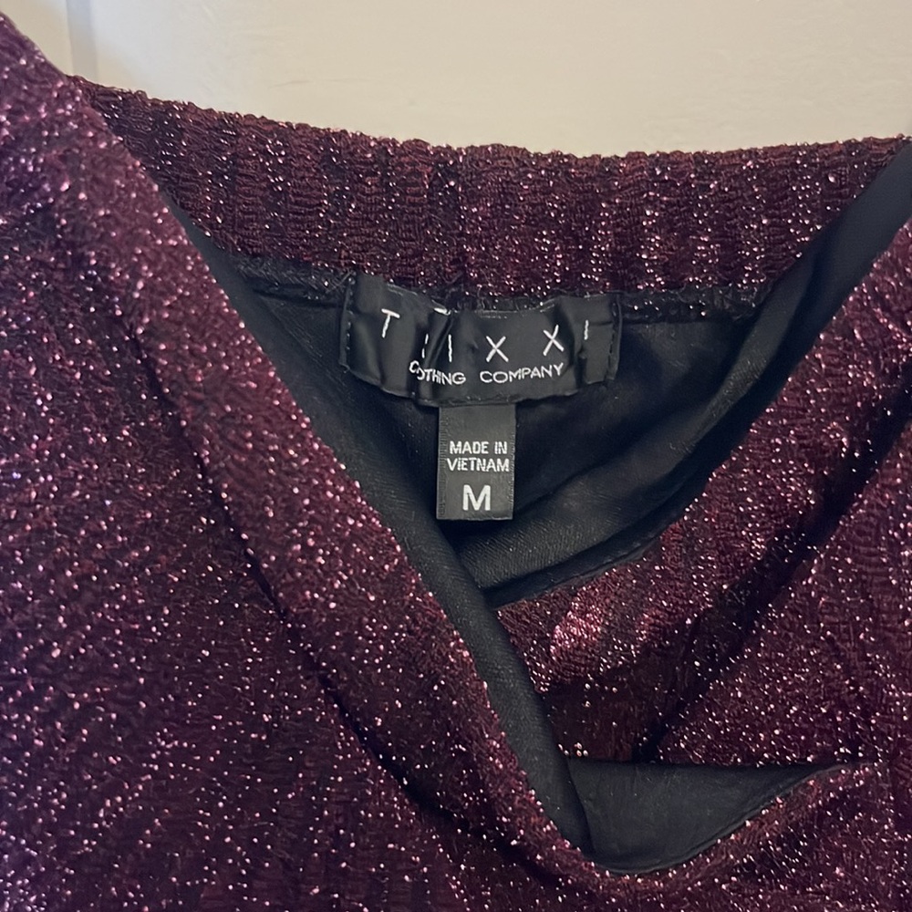 Burgundy Sparkly Mini Dress - Picture 4 of 9